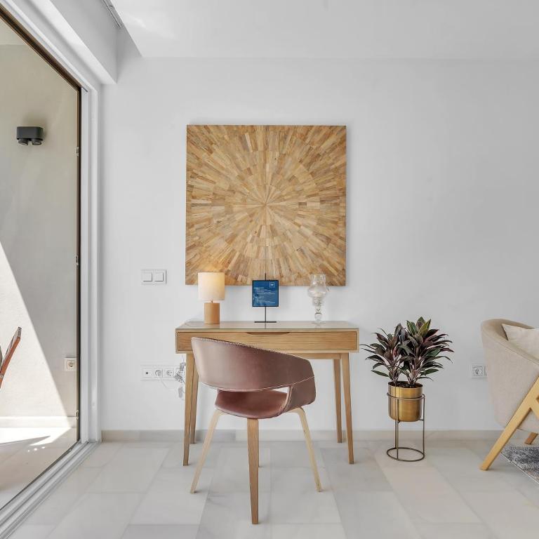 POLO Apartments 4E Jacaranda - One-Bedroom Apartment - 5