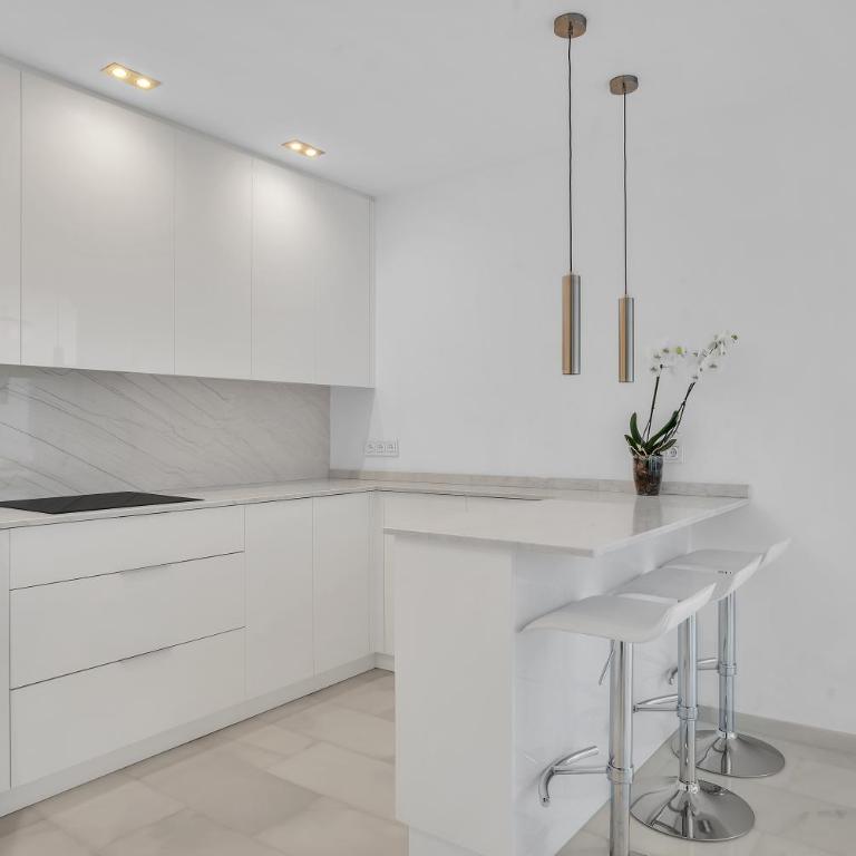POLO Apartments 4E Jacaranda - One-Bedroom Apartment - 10