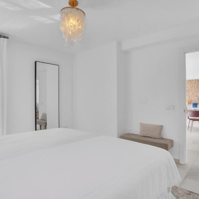 POLO Apartments 4E Jacaranda - One-Bedroom Apartment - 11