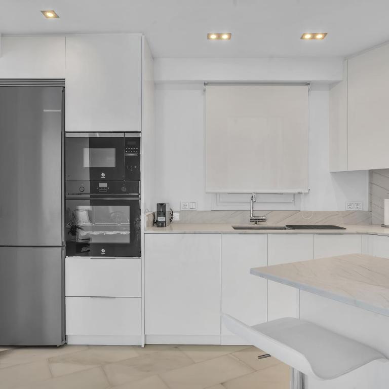 POLO Apartments 4E Jacaranda - One-Bedroom Apartment - 12