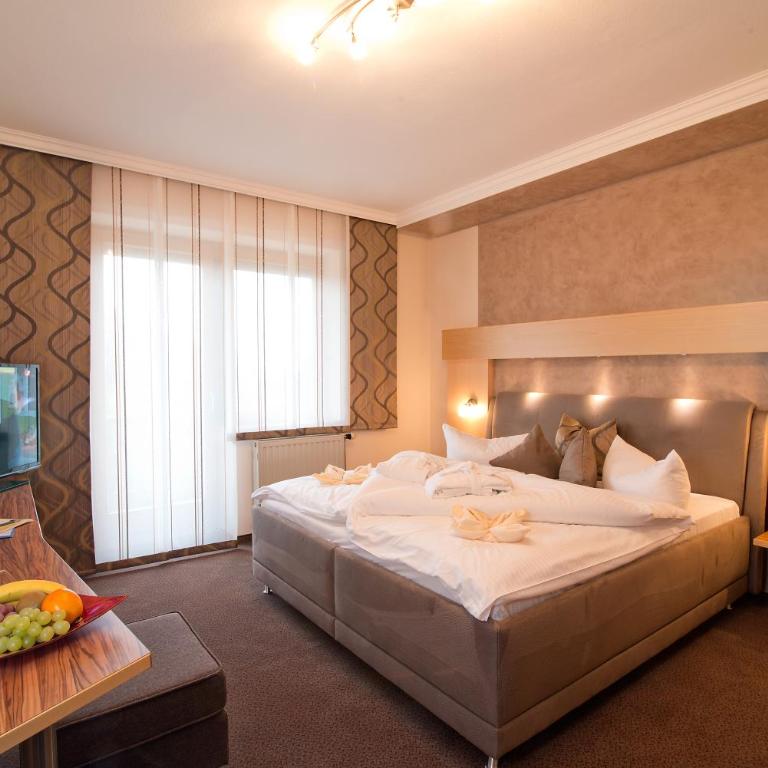 Sunny-Hill Frühstückshotel - Loipersdorf - Deluxe Doppelzimmer mit Balkon - 5