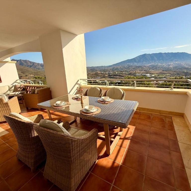 Beautiful luxurious 2 bedroom apartment with a breathtaking view at La Cala Golf - Apartamento de 2 dormitorios - 26
