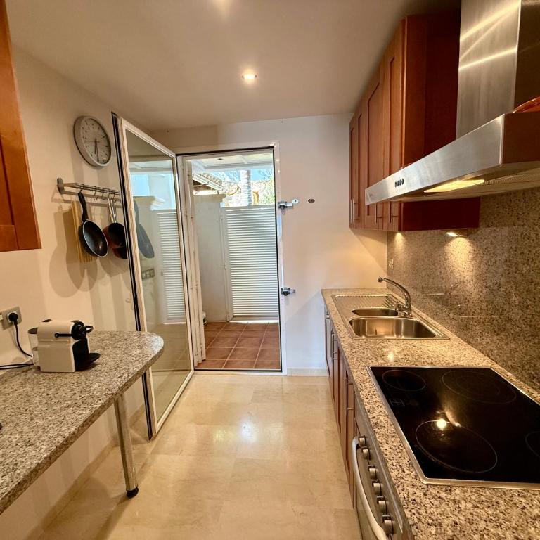 Beautiful luxurious 2 bedroom apartment with a breathtaking view at La Cala Golf - Apartamento de 2 dormitorios - 29