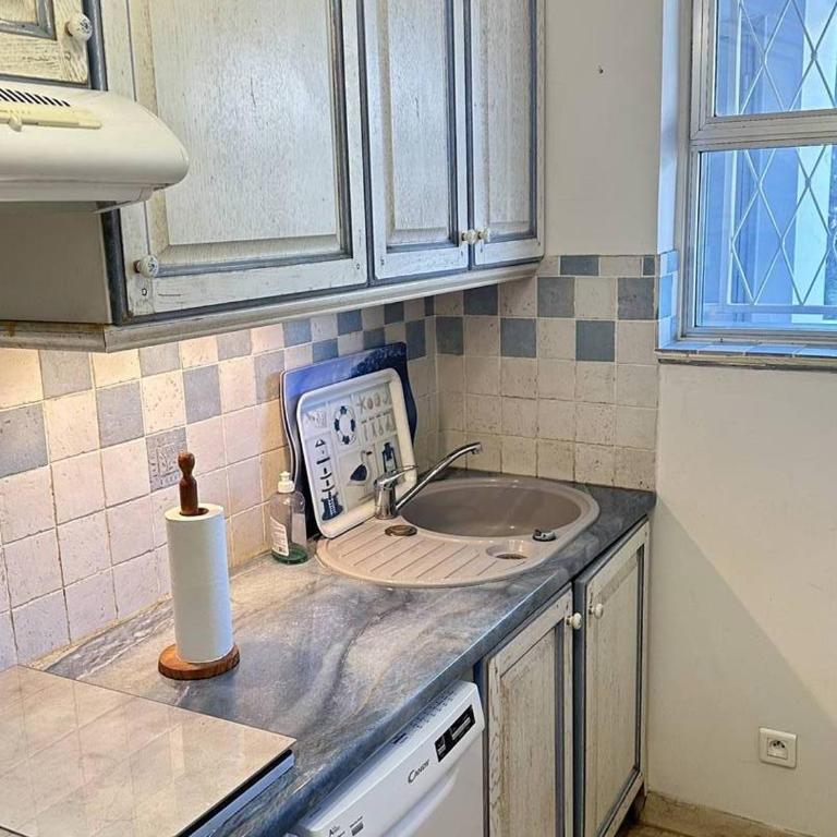 Appartement spacieux avec terrasse vue port, parking inclus - FR-1-252A-133 - Appartamento - 9