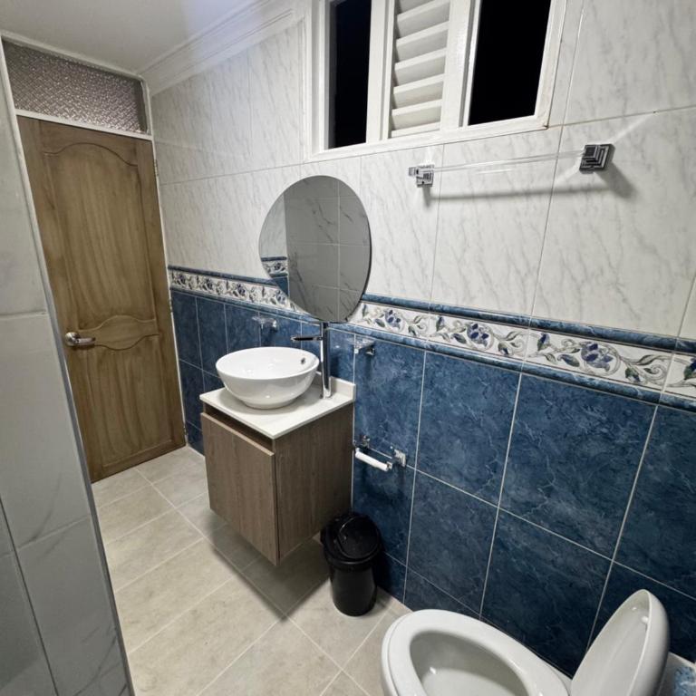 Apartamento 401 acogedor y amplio en la mejor zona de Ibague - Apartamento de 3 dormitorios con vistas al parque - 10