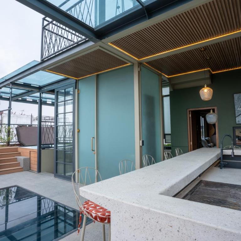 Beautiful PH with Private Jacuzzi - Apartamento - 16