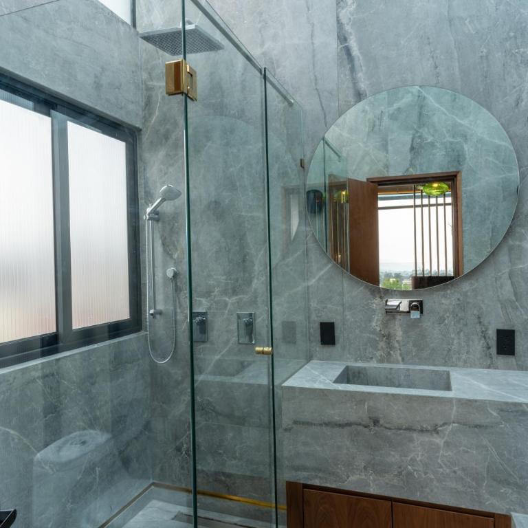 Beautiful PH with Private Jacuzzi - Apartamento - 23