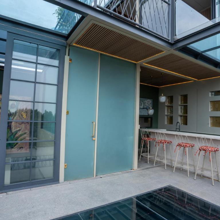 Beautiful PH with Private Jacuzzi - Apartamento - 39