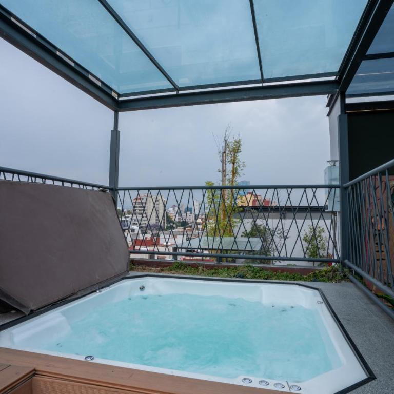 Beautiful PH with Private Jacuzzi - Apartamento - 37