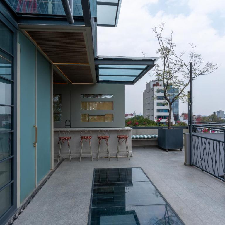 Beautiful PH with Private Jacuzzi - Apartamento - 44