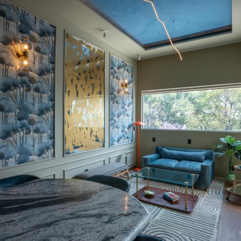 Beautiful PH with Private Jacuzzi - Apartamento - 48