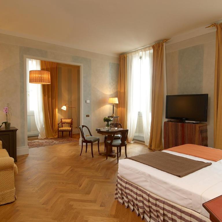 Antica Torre Tornabuoni - Deluxe Double or Twin Room with Spa Bath - 4