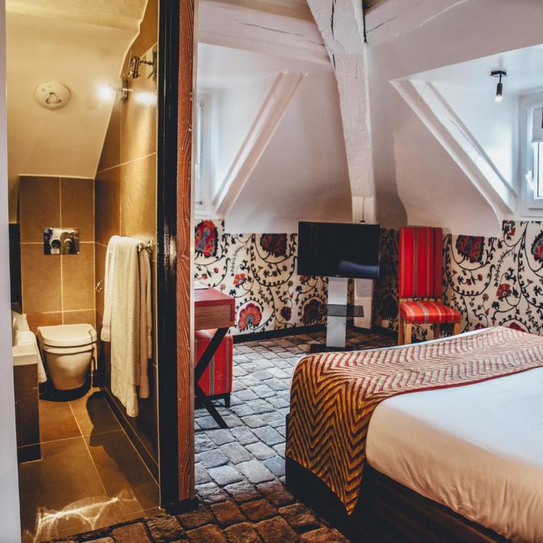 Hotel Le Notre Dame Saint Michel - Chambre Double avec Vue sur la Seine ou Notre-Dame - 4