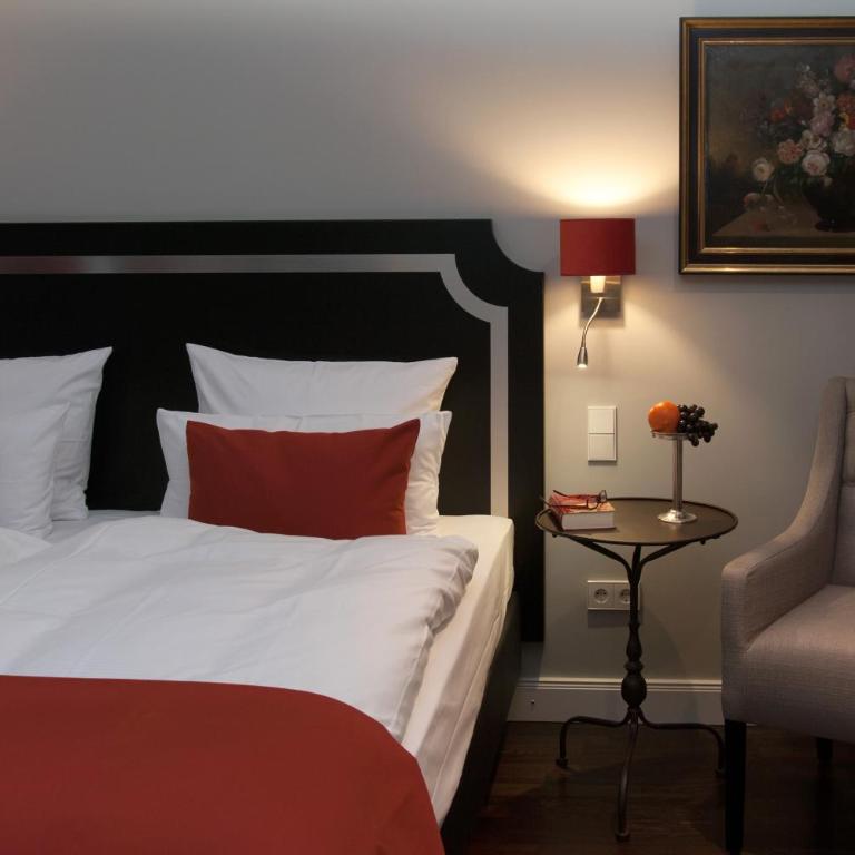 Hotel im Hof - Doppelzimmer mit Balkon oder Terrasse - 12