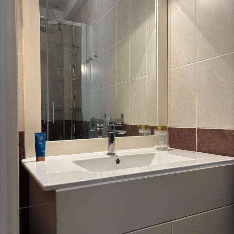 T2 contemporain centre ville - One-Bedroom Apartment - 13