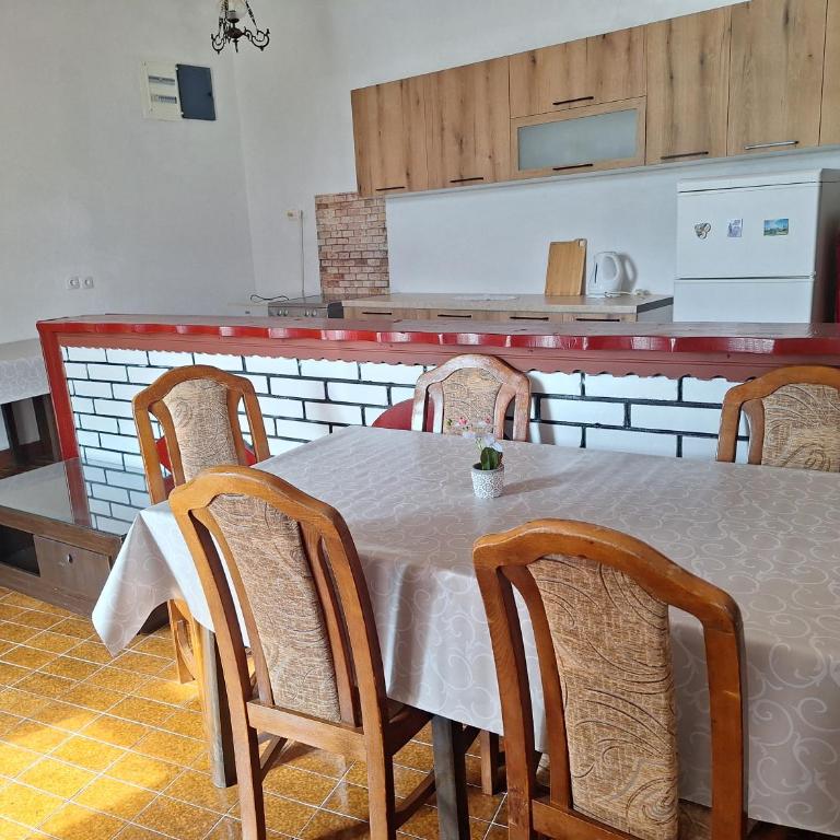 Guest house Naser - Studio sa Terasom - 8
