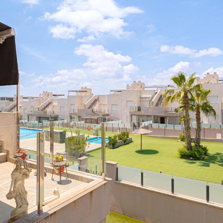 Mariposa - Apartment with Pool View - 30