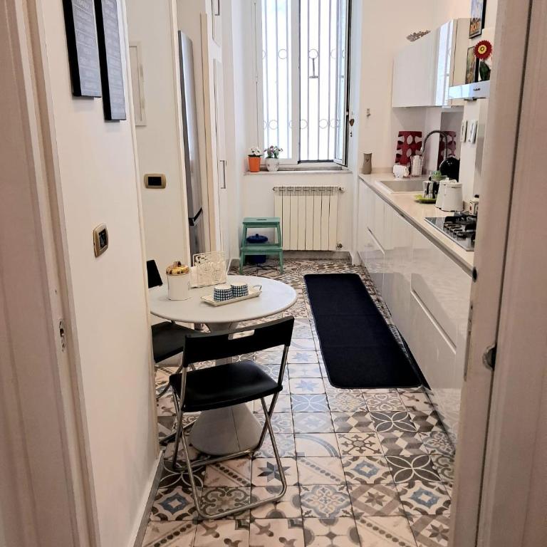 Suite Le Grazie 16 - Appartamento con 2 Camere da Letto - 75