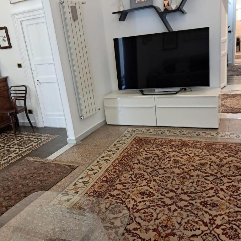 Suite Le Grazie 16 - Appartamento con 2 Camere da Letto - 90