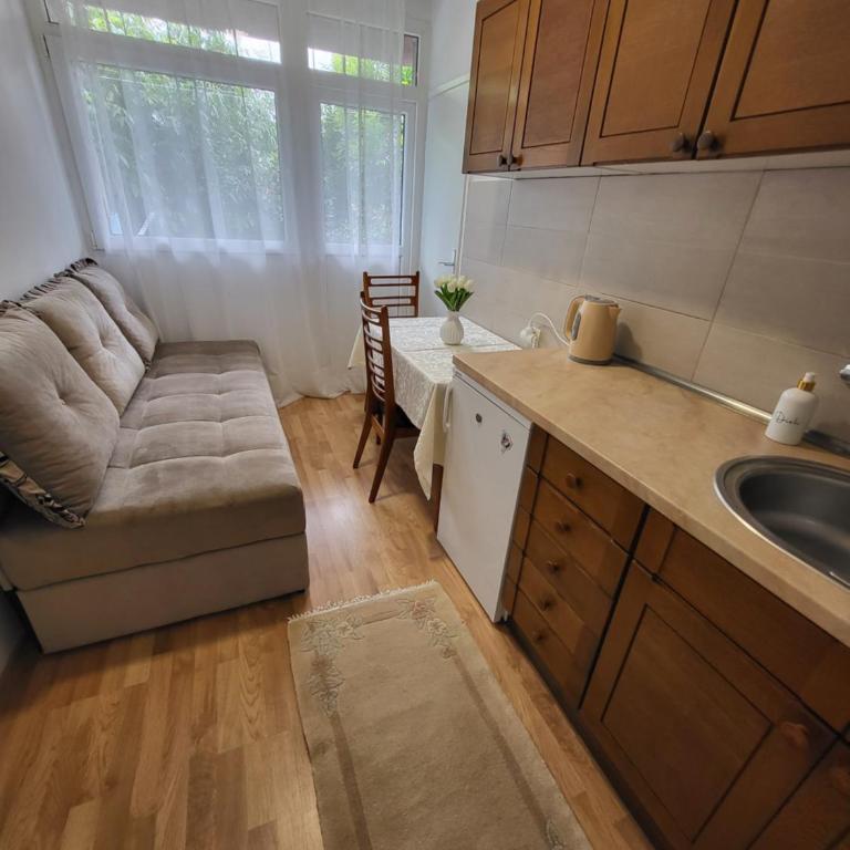 HaDi Home - One-Bedroom Apartment with Balcony - 9