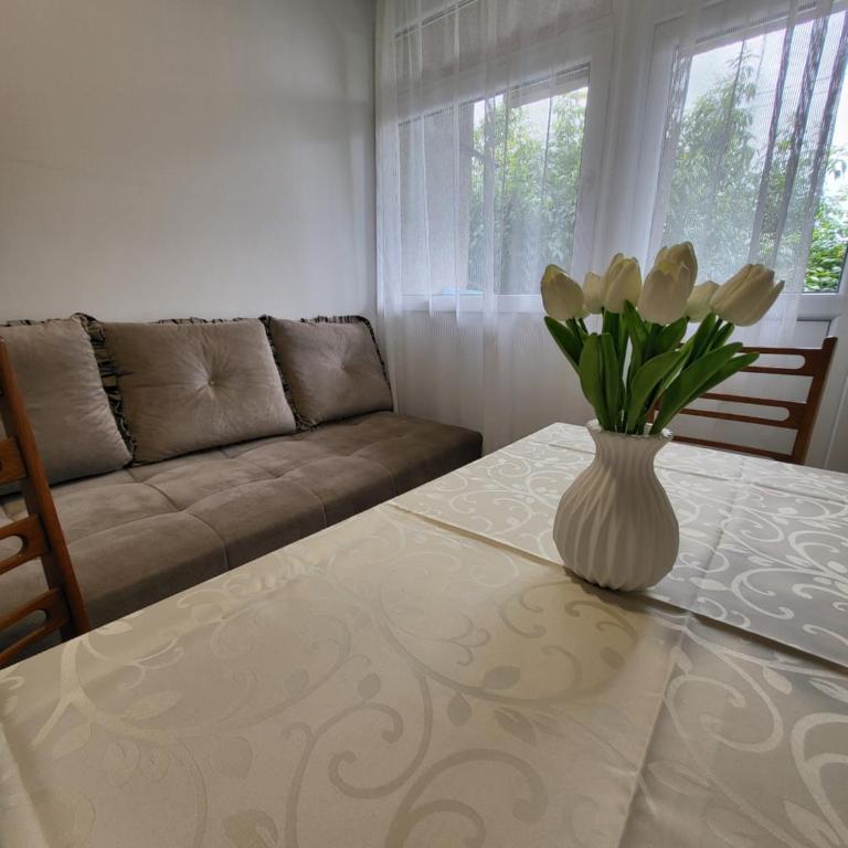 HaDi Home - One-Bedroom Apartment with Balcony - 10