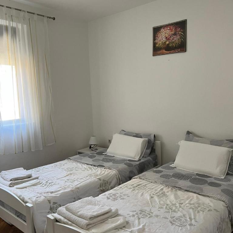 Apartmani Trebinje B&I - Apartman sa 3 Spavaće Sobe - 6