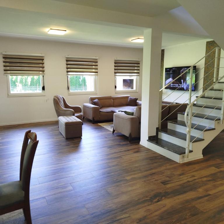 Villa Orhan - Three-Bedroom Villa - 34