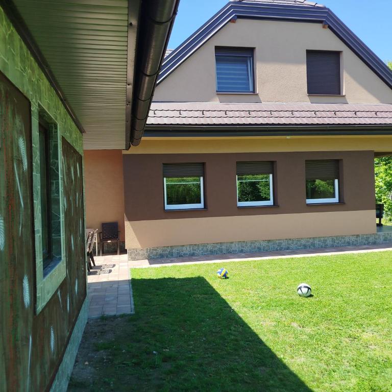 Villa Orhan - Three-Bedroom Villa - 11