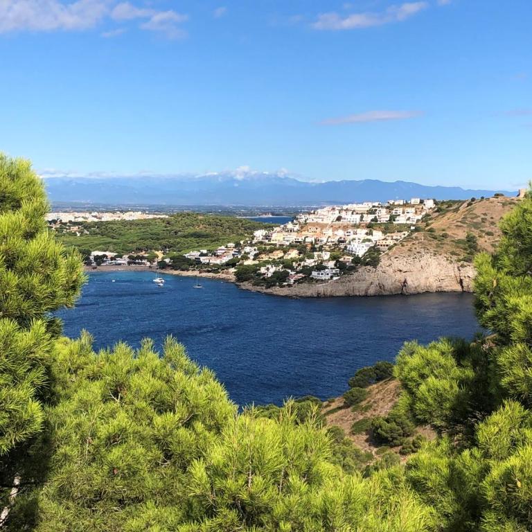 Sunny, seaside rental with pool - Apartamento de 1 dormitorio - 22