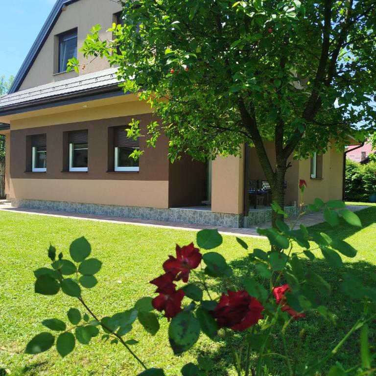 Villa Orhan - Three-Bedroom Villa - 2
