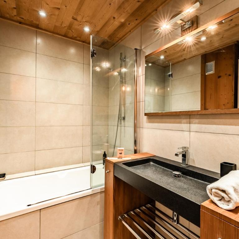 Alpin chic au cœur de Chamonix - Appartement 2 Chambres - 4