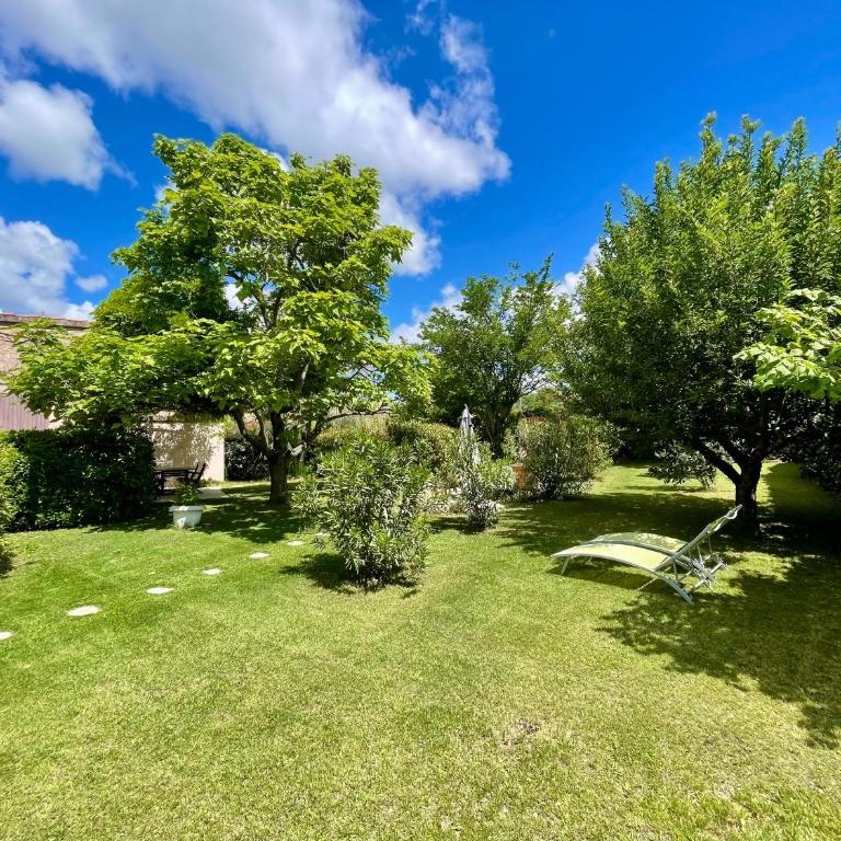 La belle histoire Gîte Ventoux - Studio avec Vue sur Jardin - 24