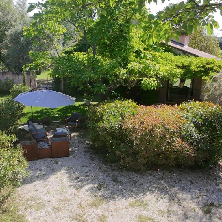 La belle histoire Gîte Ventoux - Studio avec Vue sur Jardin - 9