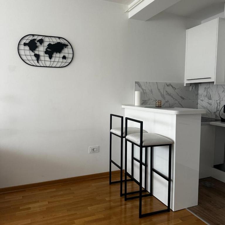 Silent hill apartment - Two-Bedroom Apartment - 10