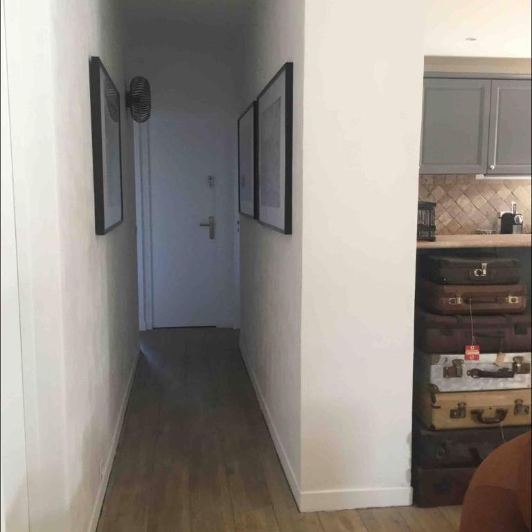 Appartement 2 chambres 2 salles de bain à 2 pas du centre parking privé inclus - Apartment mit 2 Schlafzimmern - 18