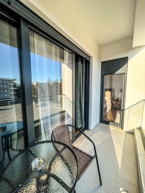 Soho Apartments - Deluks Apartman sa 2 Spavaće Sobe i Pogledom na Vrt - 63