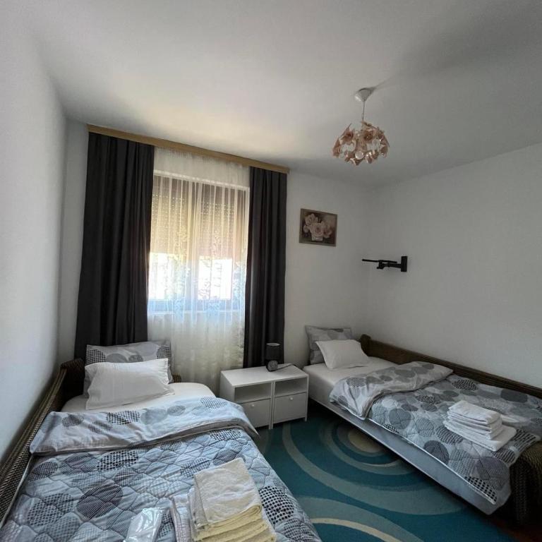 Apartmani Trebinje B&I - Apartman sa 3 Spavaće Sobe - 2
