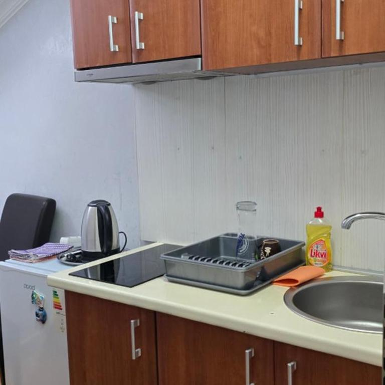 Emi - One-Bedroom Apartment - 3