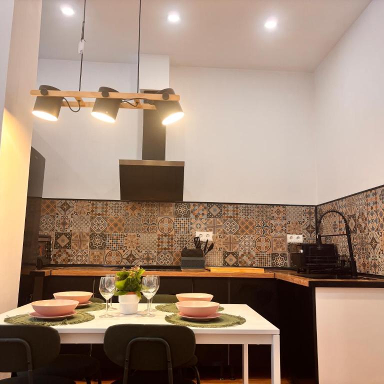 Loft Llum Valencia - One-Bedroom Apartment - 15