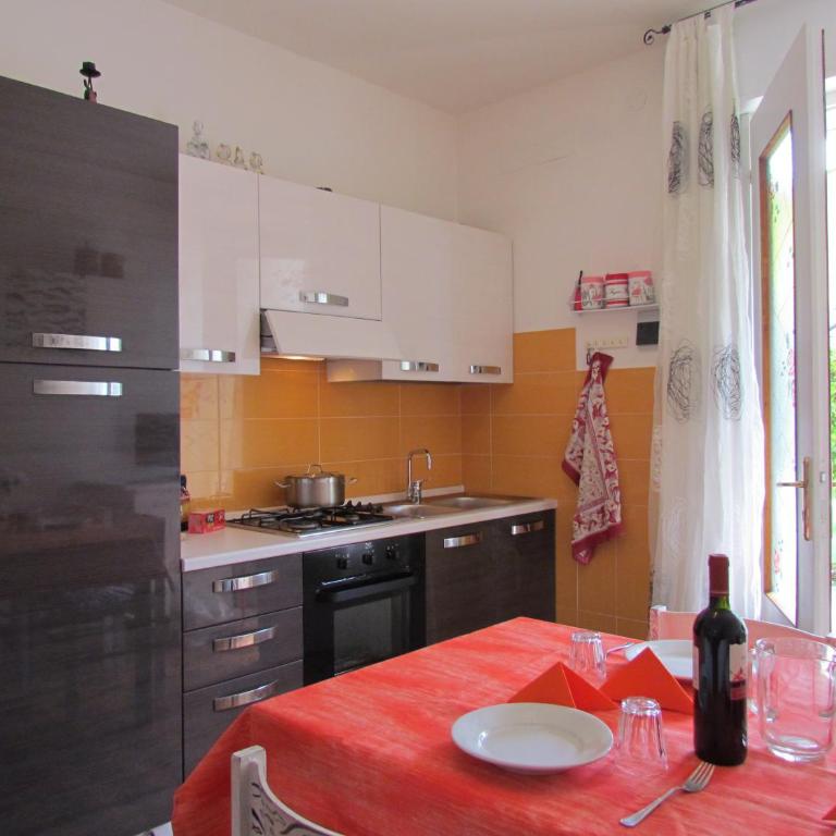 Villa Dina - Appartamento con 2 Camere da Letto - 1