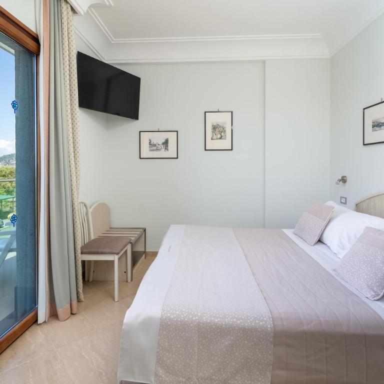 Hotel Gardenia Sorrento, Ascend Hotel Collection - Camera Matrimoniale Superior con Vista Mare - 6