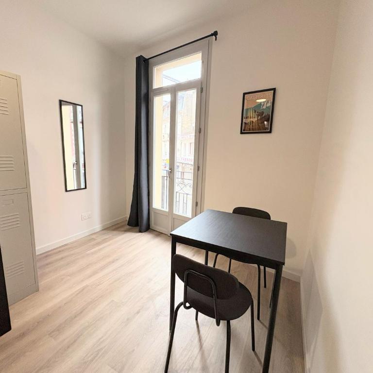 Lourdes Backpackers - Cama individual en dormitorio compartido femenino de 2 camas - 6