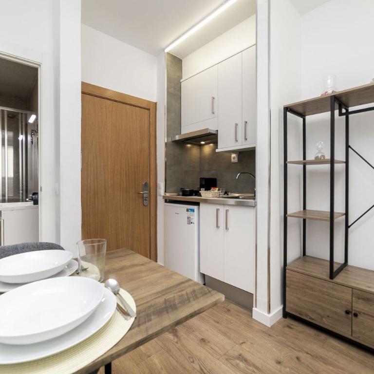Classy V - Ferga Suites - Estudio Deluxe con cama grande - 12