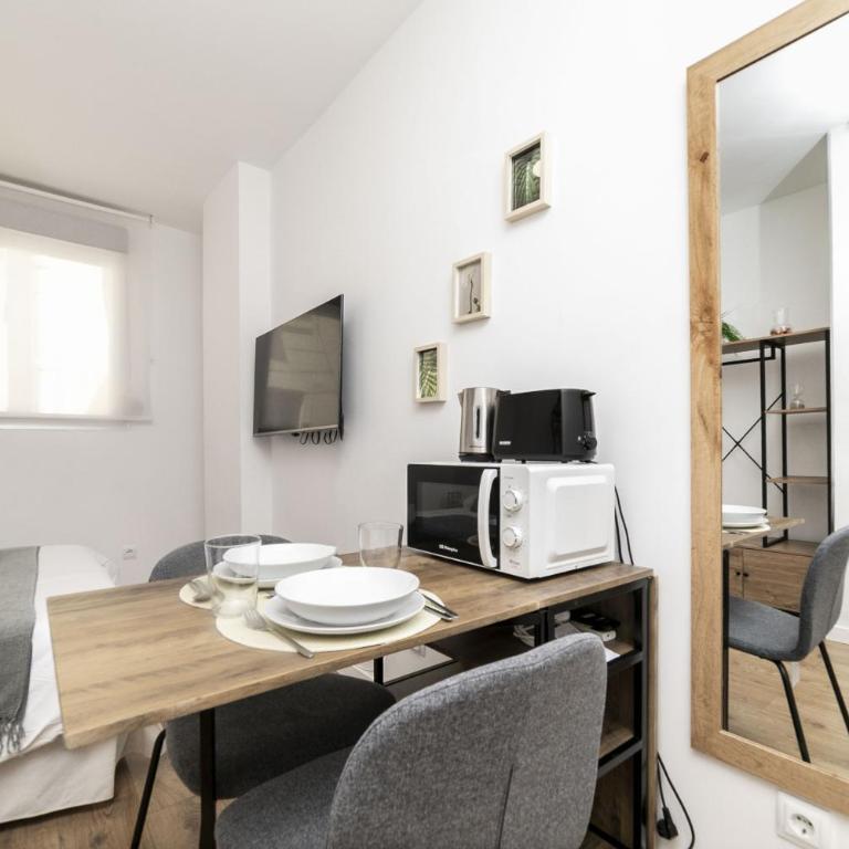 Classy V - Ferga Suites - Estudio Deluxe con cama grande - 14