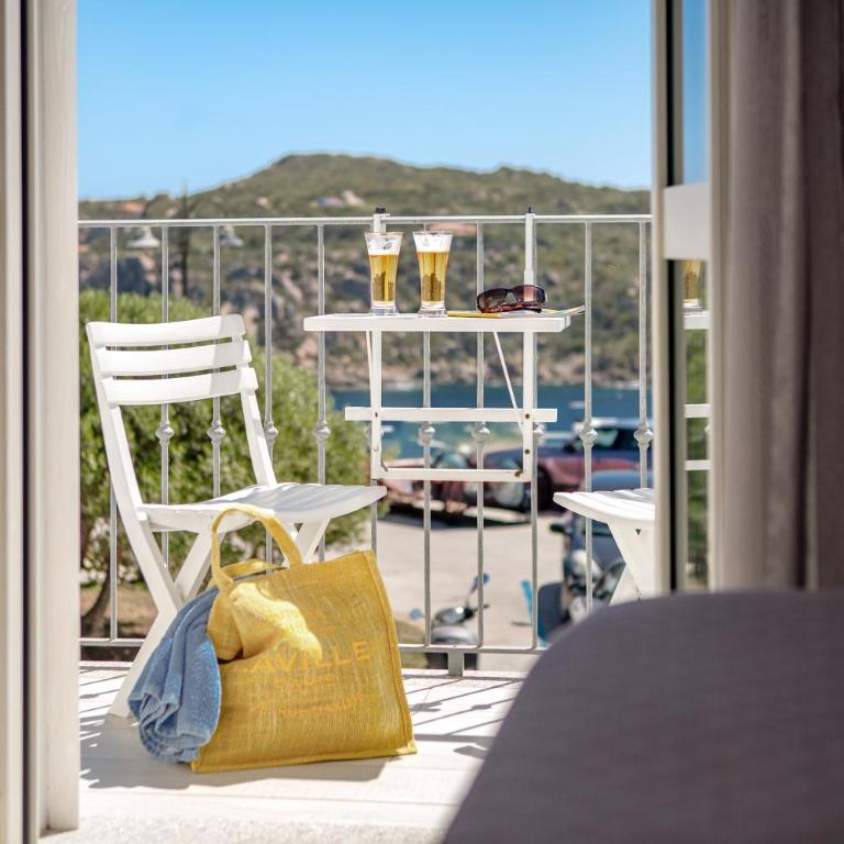 Isa Guest House - Rooms & Apartment - Camera Matrimoniale con Vista Mare - 7