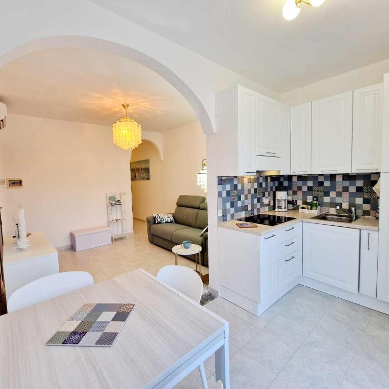 Otrantino - Two-Bedroom Apartment - 31