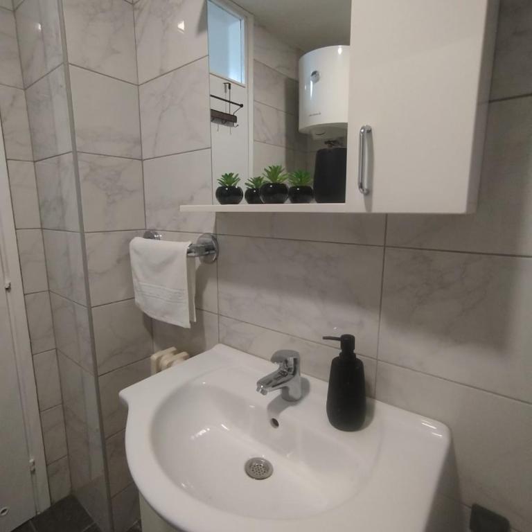 Scandi studio apartment Sarajevo - Apartman sa 1 Spavaćom Sobom - 16