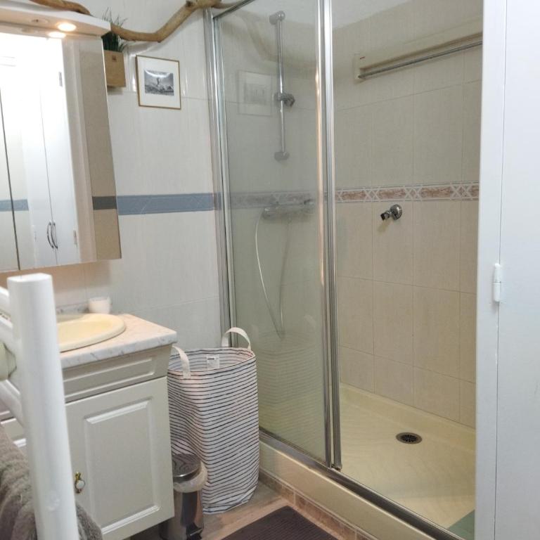 Agréable appartement à 3min à pied de la plage - Apartamento de 1 dormitorio - 10