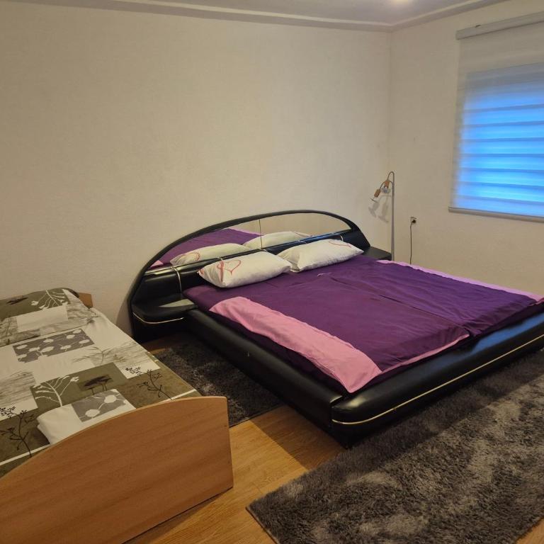 Kuća za odmor RAJ - Two-Bedroom House - 6