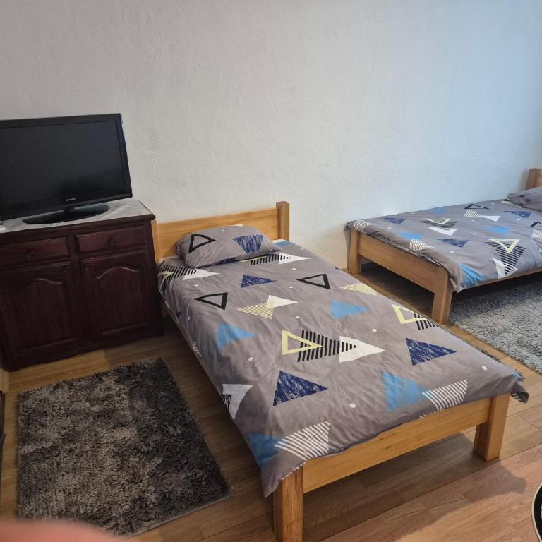 Kuća za odmor RAJ - Two-Bedroom House - 7